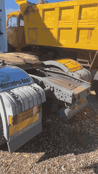 للبيع موديل ٢٠١١ كفاله عامه رقم أربيل مربوطه عربانه سياره اوتو بدون كلتش عنوان السياره رمادي ***********
