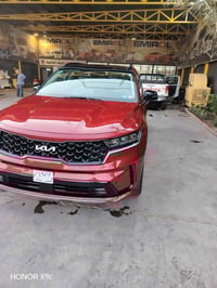 سورنتر 2023 مواضفات SX وارد امريكي.... للبيع...  اسم السياره : كيا سور...