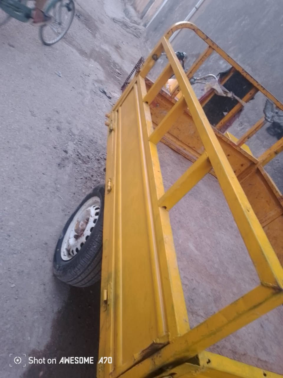 سلام عليكم ستوته لبيع وراق هذا الرقم ***********
