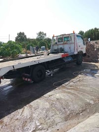 كرين سطحي كنتر تيوته مكينه كير بدي شاصي مكفله رقمها بغداد 07830943059