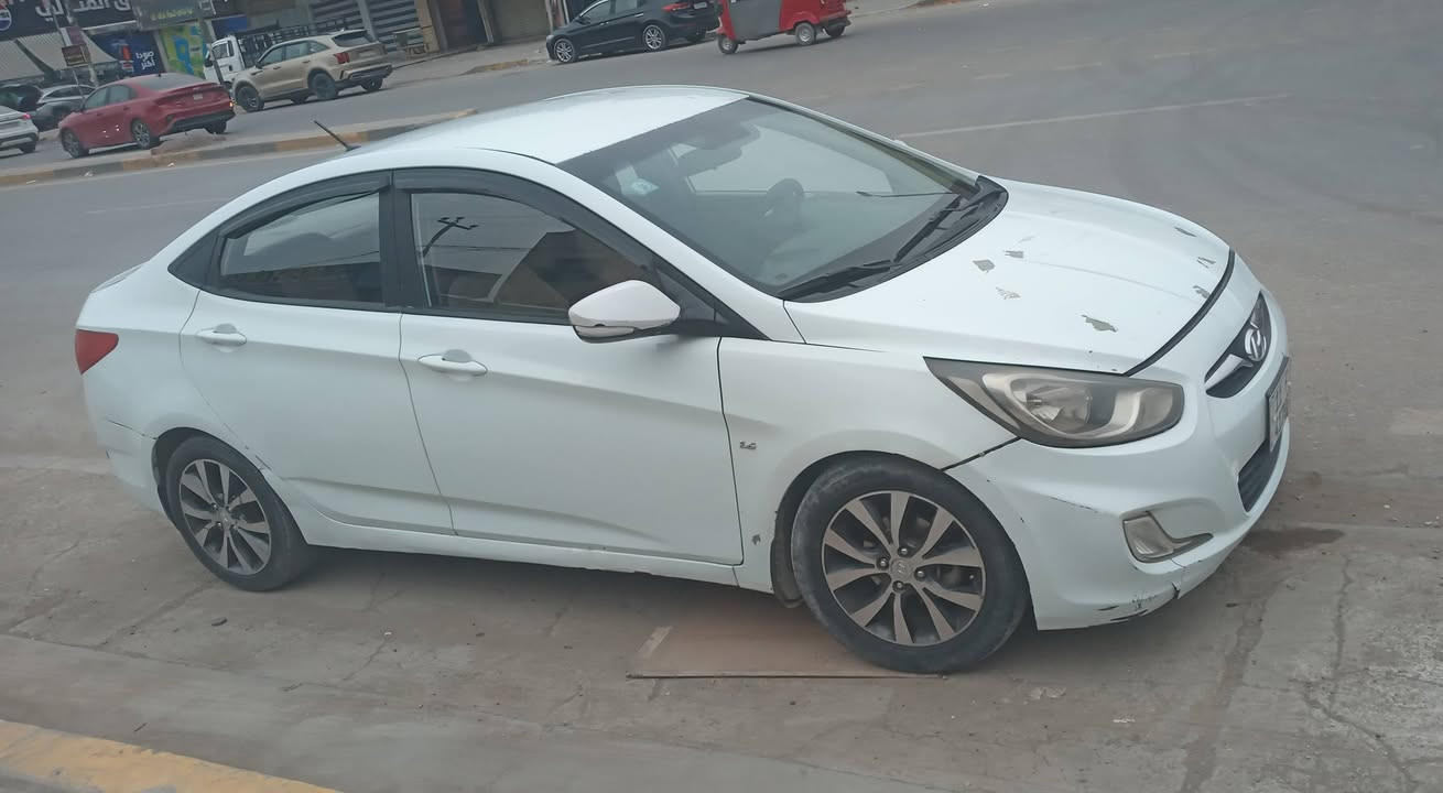 السلام عليكم اكسنت موديل ٢٠١١ بغداد دولي محرك 1600 كل اليخص الميكانيكية مكفوله اما الشكل الخارجي كما موظح بالصور المكان كرخ دوره هاتف *********** موجود واتس اب السعر 88
