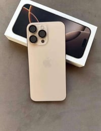 للبيع//ايفون 16 برو ماكس ذاكره 256  دبل سيم ch  بطارية 93  مشحون303مره...