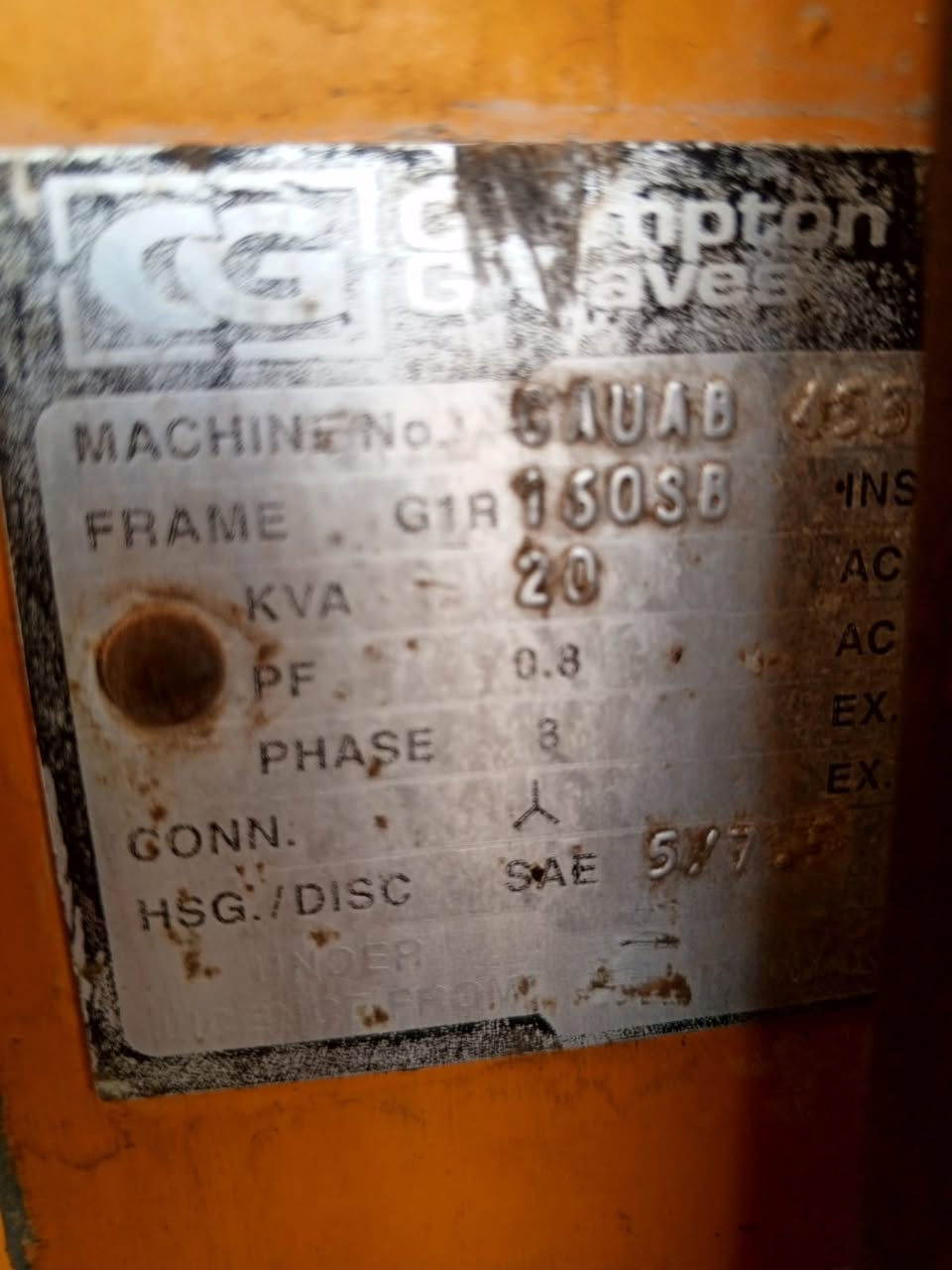 السلام عليكم مولدة ليستر  عادي مو سوبر 20 kv   (4سلندر ) سعرها  25 ورقة  للتواصل  *********** واتس اب   مكان الموالدة بابل قرب جامعة بابل
