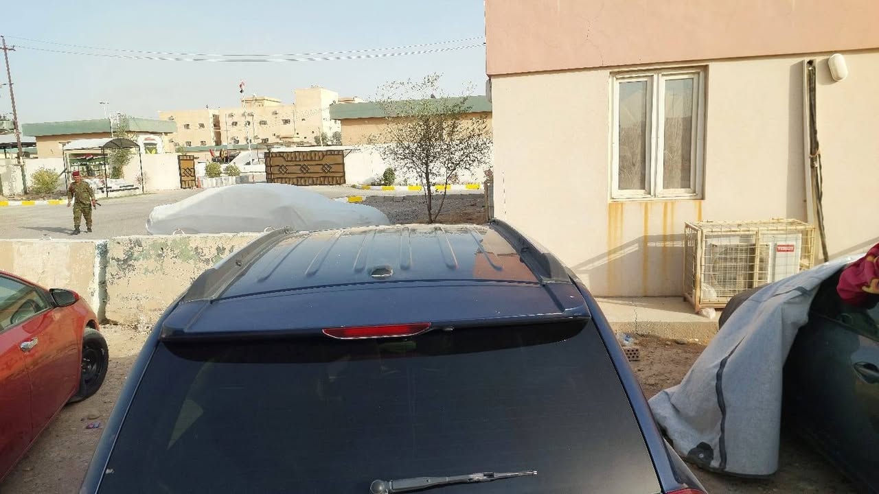 بسم الله الرحمن الرحيم الهم صلي على محمد وآل محمد /  سيارة للبيع جيب كومباز الون نيلي مواصفات كلش حلوه موديل 2017 تبريد ثلج تدفى السياره جديده وحلوة / الاستفسار الاتصال برقم *********** موجود واتساب العنوان صلاح الدين قضاء بلد
