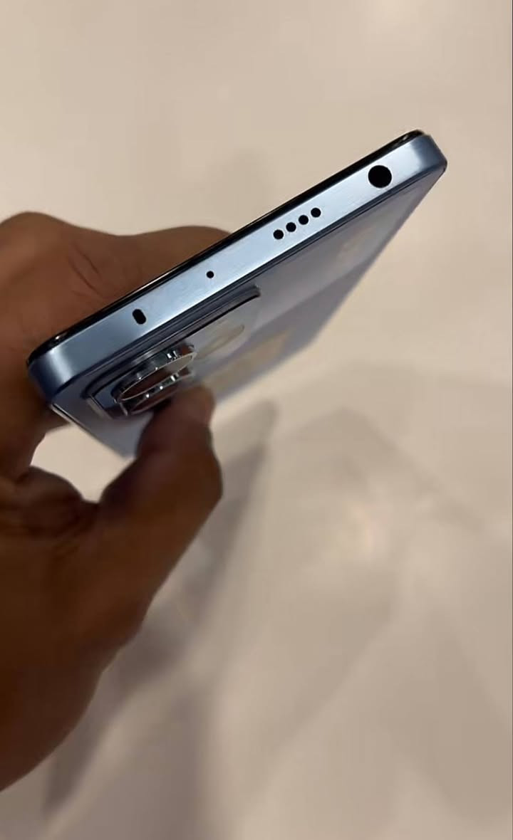 سلام عليكم عدي جهاز بوكو اكس 5برو شخط مابي ذاكرته 256 مكاني نجف حريه متواجد علفيس سعره140اوبي مجال ماويا ملحقات


**إذا كنت صاحب هذا الإعلان وتريد حذفه لأي سبب، رجاءا أرسل رسالة إلى الدعم الفني**