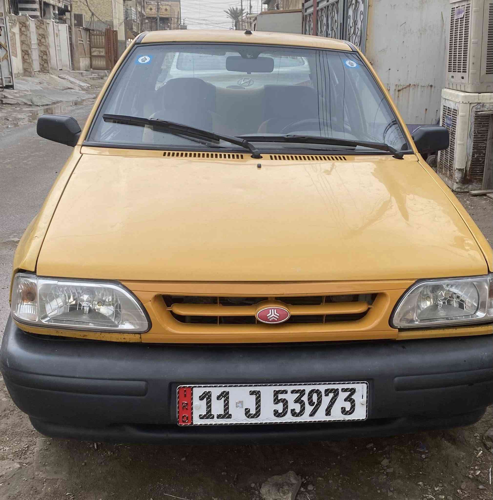 السلام عليكم اخون سايبه 2016 بسمي مصفره هيئه و غرامات  رقم جديد و هزه جديده السياره خير من الله   بيها جاملغ مدل  و طخه وره الباب مال سايق  مكاني بغداد البياع   السعر  36 رقمي ***********
