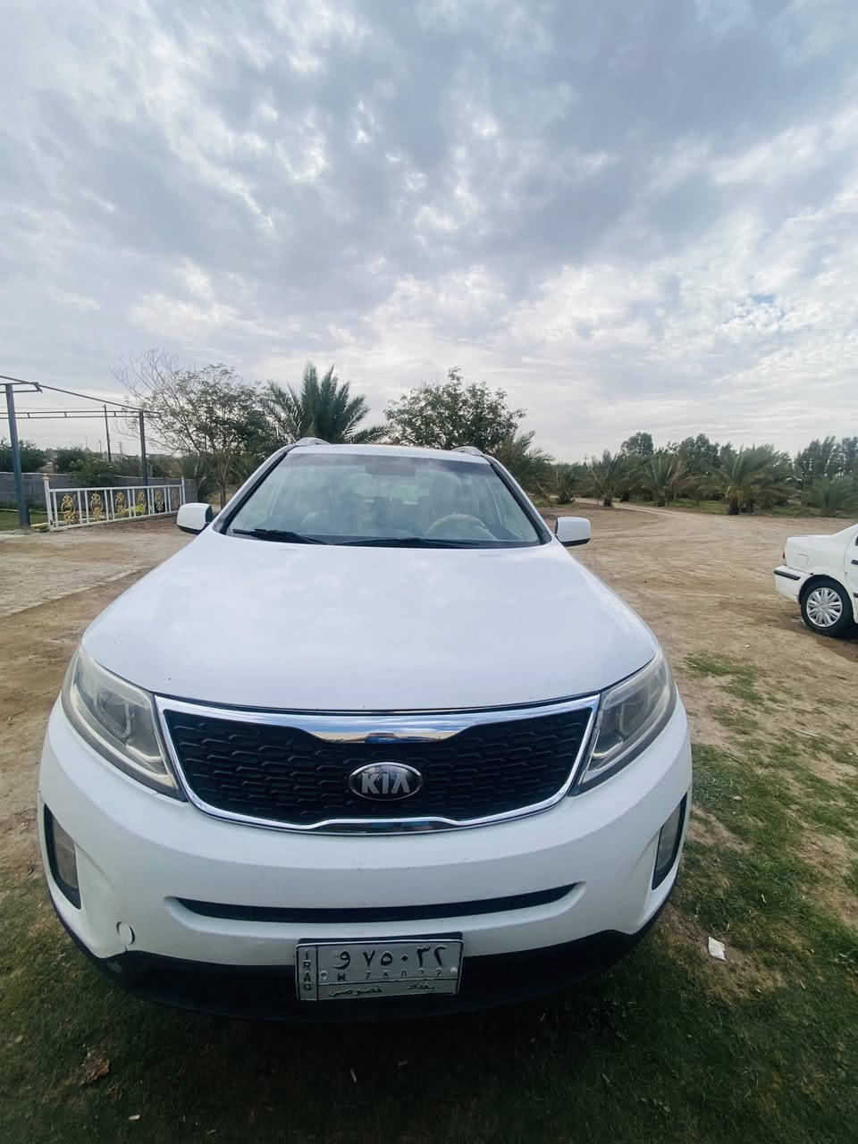 لسلام عليكم 
سورنتو موديل 2014رقم بغداد مداور ثاني يوم 7راكب محرك٤ دوش كير تبريد حداديه تخم تاير كله جديد مال جناي ربع ماتخسر عليهة بيه بارد بالباب الخلفي فقط الباقي كفاله السعر 160وبيه مجال 
العنوان الديوانيه قضاء البدير 
***********
