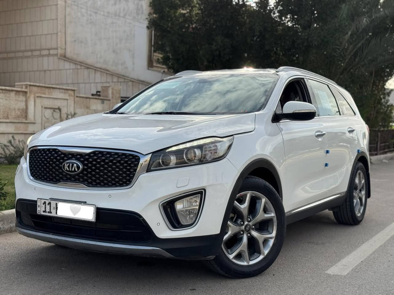 السلام عليكم سورنتو ٢٠١٦ خليجي فول مواصفات عدة البنوراما بصمة تشغيل كشنات جلد مشمشي كشن كهرباء تحكمات ستيرن ستة سلندر صندوك كهرباء لايت لد بجم زنون بك لايت لد كامرة خلفية سبعة راكب ثلاث قطع تبريد بصمة ابواب مري شفط اشاير مري بردات جانبية  وبعد بيها هواي مواصفات بيها صبغ هلال جاملغ خلفي وباب رقم بغداد الجديد بأسمي السعر ١٨٣ ورقة العنوان بغداد حي الجامعة الرقم ***********
