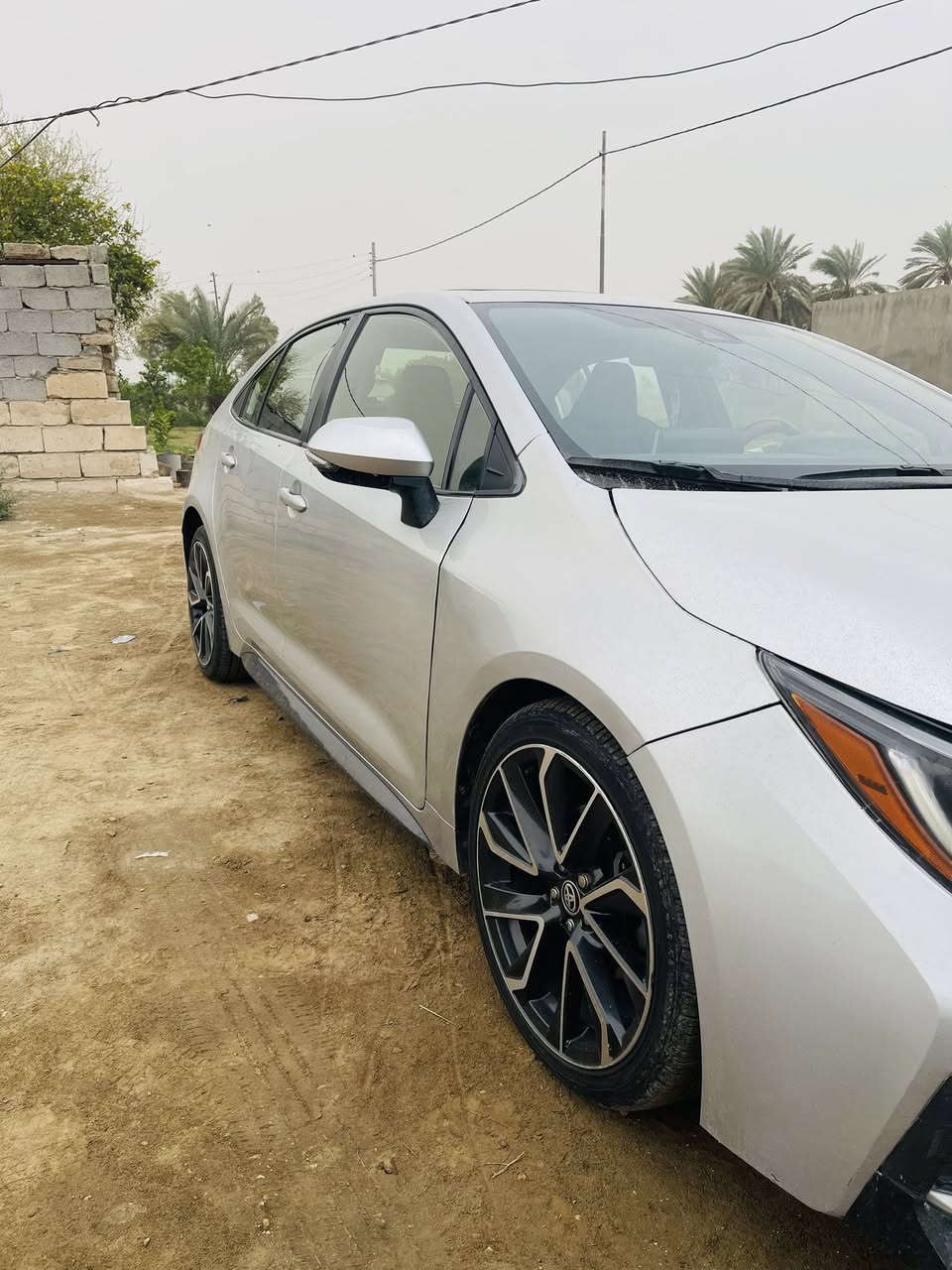 سلام عليكم كورلاه 2020 رقم انكليزي اربيل سياره جديده مكينه كير حداديه تايرات كله جديد سياره وارد امريكي بيه جاملغ وبنيد بمريكه فقط بدون دواخل السعر 140 وبيه مجال بصيط مكان السياره بابل رقم المبايل ***********
