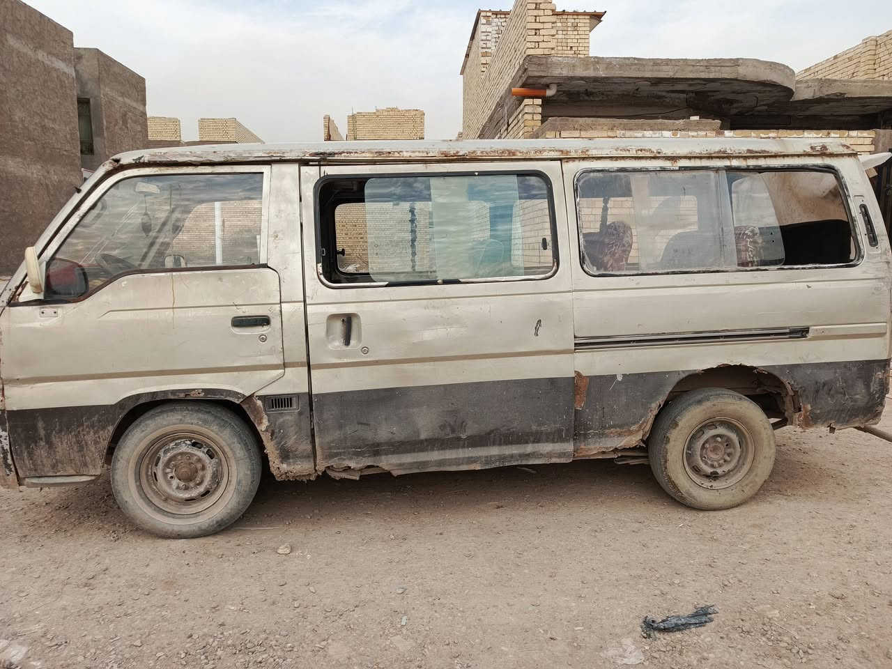 سلام عليكم نيسان للبيع مكينة بيهة خيط بخار تنقيص قليل كير اكسن خير من الله رقم بغداد  الماني سنوية عضم عاج راعيهة ما اندلة ابيع كوم حديد اتكفل سرقة و عشائر السعر 12 بيهة مجال مكاني بغداد الزعفرانية رقم الهاتف ‏‪***********‬‏ اخوان اني مكلف بل نشر اتصل على الرقم
