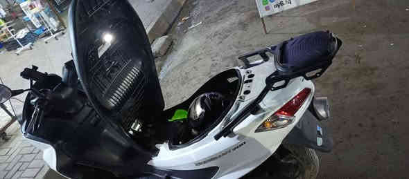 السلام عليكم شباب🤚
دراجه ساسوكي بركمنت موديل 2021🛵
حجم المكينة cc 200
الدراجه مكفوله كفاله عامه جدا نظيفه
مكاني بغداد الدوره🏘️
للاستفسار اتصال ***********☎️
, السعر 21 ورقه وبيه مجال🫵🫵
علما ان الدراجه تحتوي على صندوق
