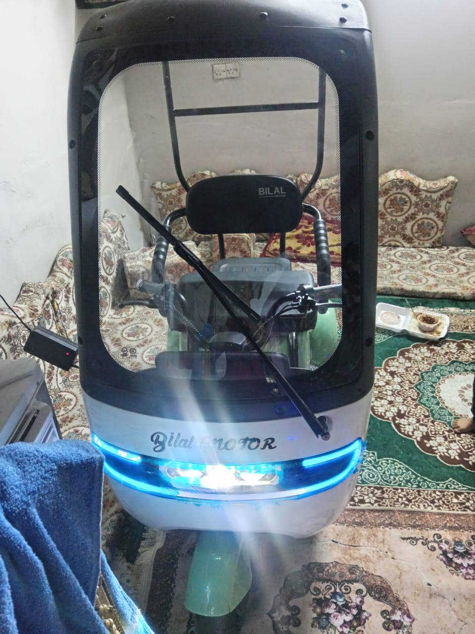 السلام عليكم تكتك شحن جديده مامستخدمه شهر فقط جديده ومكفوله  بيها وصل الشركه
تجي وتشوف بعينك سعر مليون و200
 رقم0771 302 3665
