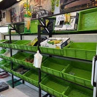 للبيع غراض محل خضار مستخدمين شهر للتواصل 07708122202