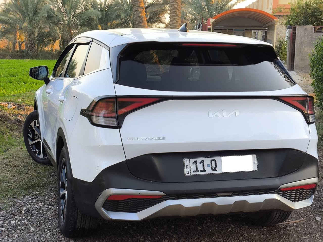 سلام عليكم 

موصفات 

بصمه تشغيل 

تشغيل عن بعد

 كشنات جلد 

قطعتين تبريد 

محرك 2500 تنفس طبيعي 

لايت زينون 

بك لايت LED

رادار امامي وجانبي 

توقف ذاتي امامي وخلفي 

سايد بريك بصمه .....

باقي المواصفات معروفه

بيها بنيد مبدل بلادي كفاله عامه شاصي لغد كفاله شرط الفحص والسونار وبيها سونار ناشره بسمي تحويل مباشر سعر 215وبيها مجال

مكاني بابل المسيب 

  ***********واتساب
