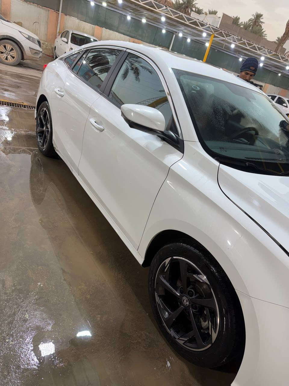 🚗🔥 MG 5 موديل 2023 – نظافة عالي
محرك 1500cc اقتصادي وعملي ⛽

ماشية فقط 17,000 كم
كير اوتوماتيك
وارد صيني

✔️ كلين بالكامل

✔️ بدون حادث

✔️ بدون صبغ

🔎 ملاحظات بسيطة موضحة بالصور:

▪️ طخه خفيفة بدوسة الباب

▪️ طخه خفيفة بالجَنطة

💰 السعر: 105

(وبيه مجال قليل جداً )

رقممي

***********

مكاني الديوانيه
