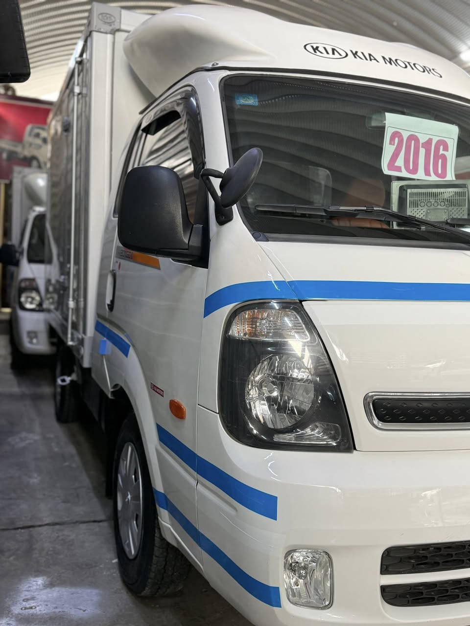 السلام عليكم براد مسكر (2016)
( رقم  بصره  دولي )  ( 3حلقات ) 
سياره جاهزه (تبريد امامي خلفي💯)
 ( العنوان   بغداد )    ( الاستفسار )  
(***********)
