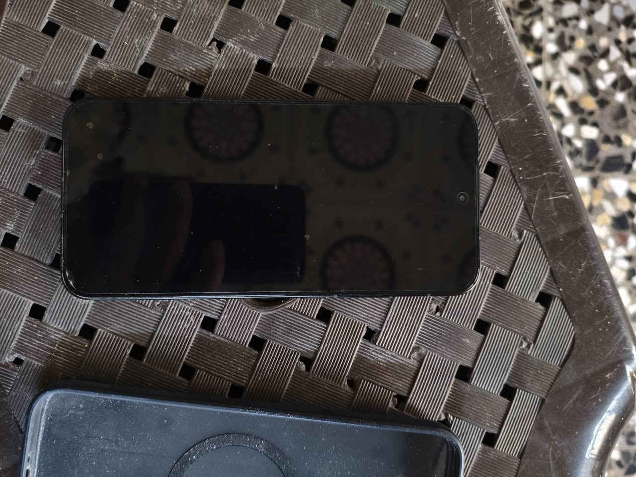 سلام عليكم جهاز بكو F7  برو جهاذ جديد بعده بلزكت الشركه. ذاكر 256 كامل ملحقاته حتى شاحنه ممفتوحه بعدهي بلكارتونه  مكاني بغداد بوب الشام.  سعر 425 قفل


**إذا كنت صاحب هذا الإعلان وتريد حذفه لأي سبب، رجاءا أرسل رسالة إلى الدعم الفني**