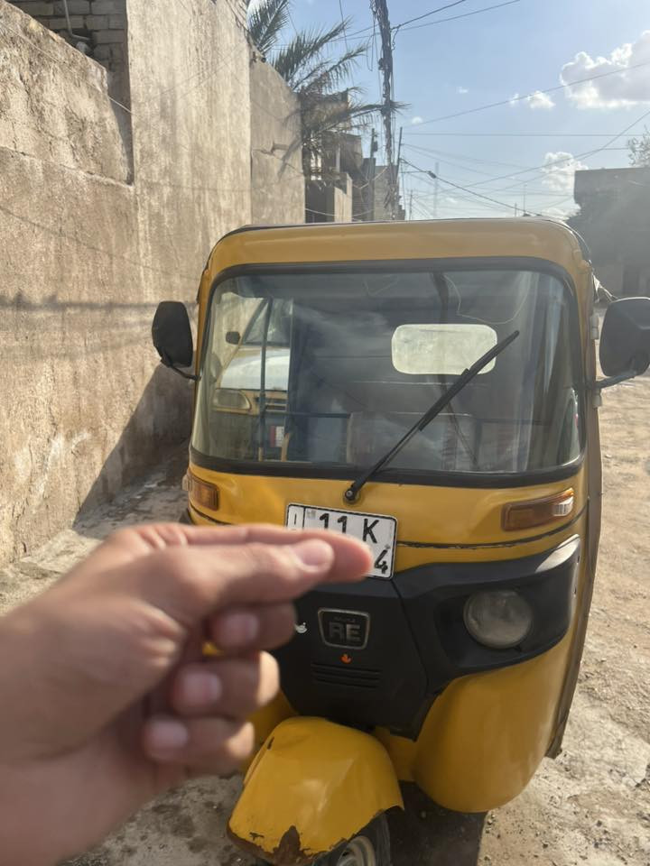 السلام عليكم شباب تكتك موديل ١٩ رقم وسنويه تحويل ثاني يوم  مكاني بغداد البلديات  مصبوغه عام 
***********
