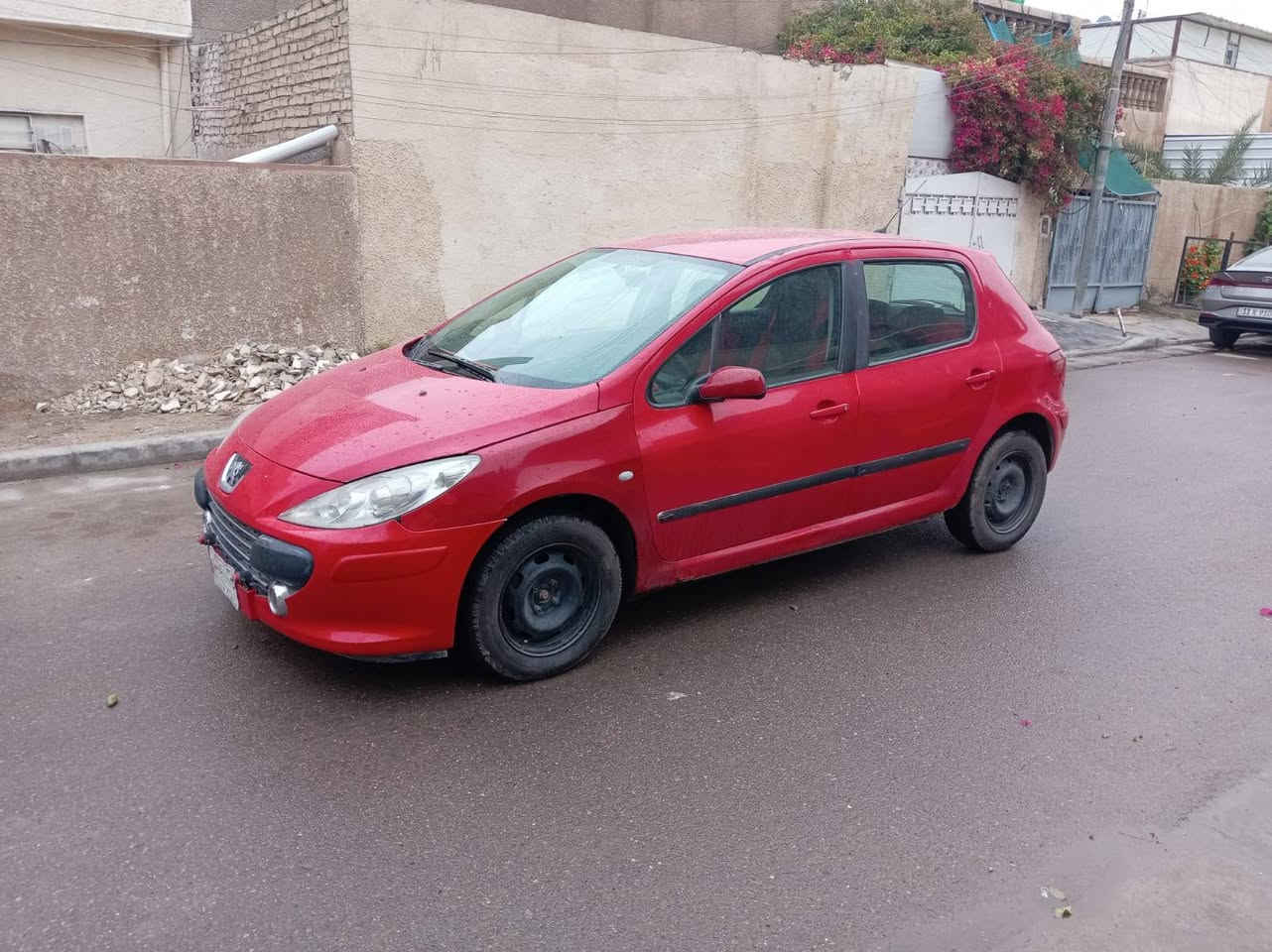 بيجو 307اوتماتيك موديل 2006 رقم نجف بسمي تحويل بغداد والسياره بغداد حي الجهاد مشروع وطني السنويه الغاية 2028السعر 39 للتواصل (***********)

