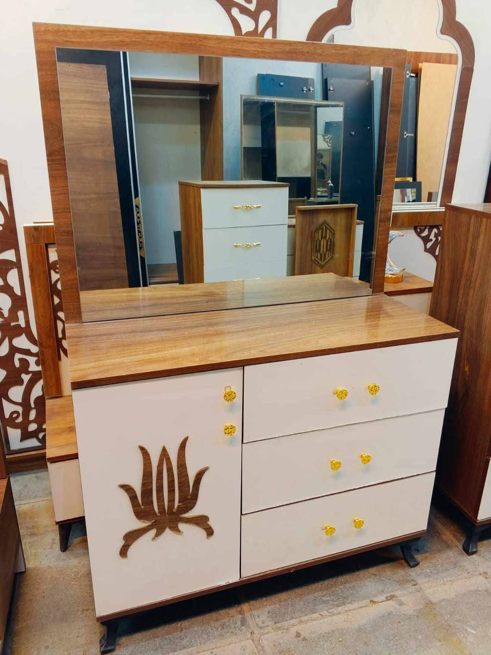 اي استفسار خاص وبالخدمه *********** 💖🌹
