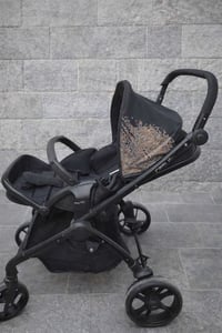 عربانة أطفال • جيجلز كاجوال • مقعد قابل للعكس