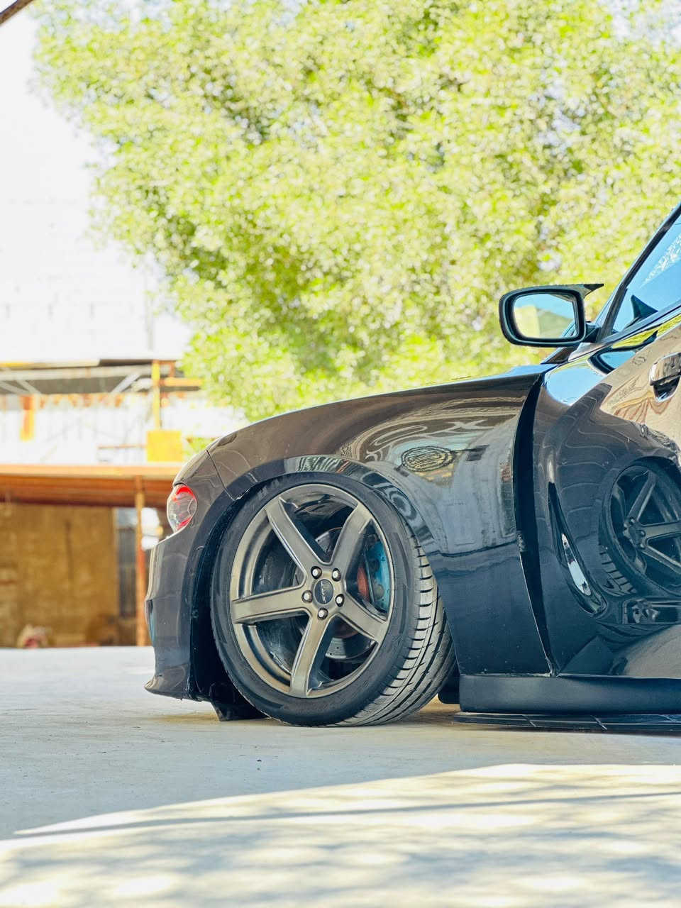 السلام عليكم دوج جارجر موديل ٢٠١٨  السيارة ٨ سلندر ٥٧٠٠ فئة ديتونا يعني فول للاخير السيارة عليها چوبلس s2 مواصفات الديتونا معروفة صور الحادث   https://en.bidfax.info/dodge/charger/3835579-dodge-charger-r-t-2018-black-57l-vin-2c3cdxct2jh147292.html
الحادث جاملقين وبنيد 
السعر ٢١٥
يفضل مراوس بجيب او دورنگو ***********–***********
