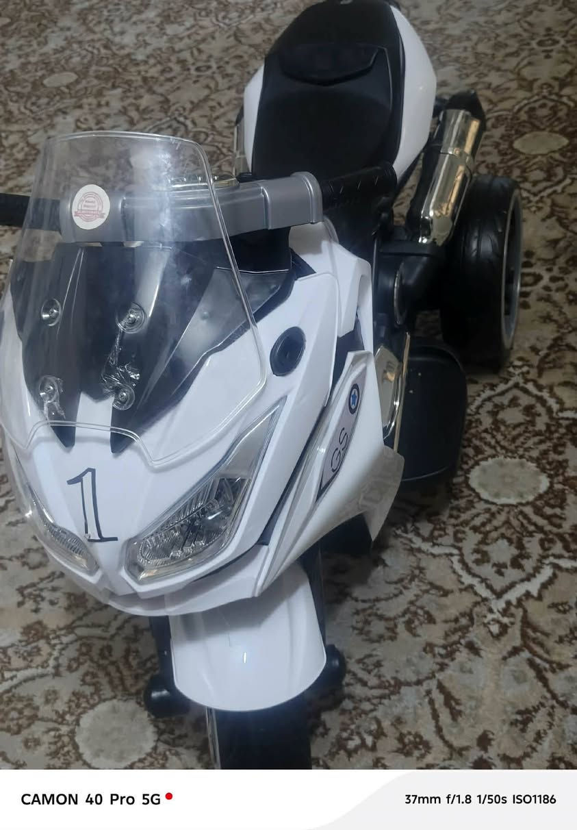 ماطور  شحن جديد مامستخدم يتحمل وزن ٨٠كيلو السعر 125 وبي مجال العنوان جانب الايمن سوق الشعارين@الجميع


**إذا كنت صاحب هذا الإعلان وتريد حذفه لأي سبب، رجاءا أرسل رسالة إلى الدعم الفني**