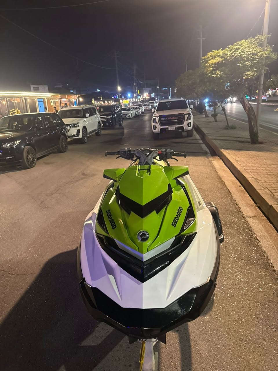 سیدۆی/260/مۆدیل 2014/وەگ بیلادی ماوەتەوە شتیکی جوان بی شوخت بی تەقین بەشەرتی هەموو شتیگ مالەکە لەبەر جاوە شتیکی پاکو خاوین  150سەعات ئیشی کردوە

بۆزانیاری زیاتر /***********
