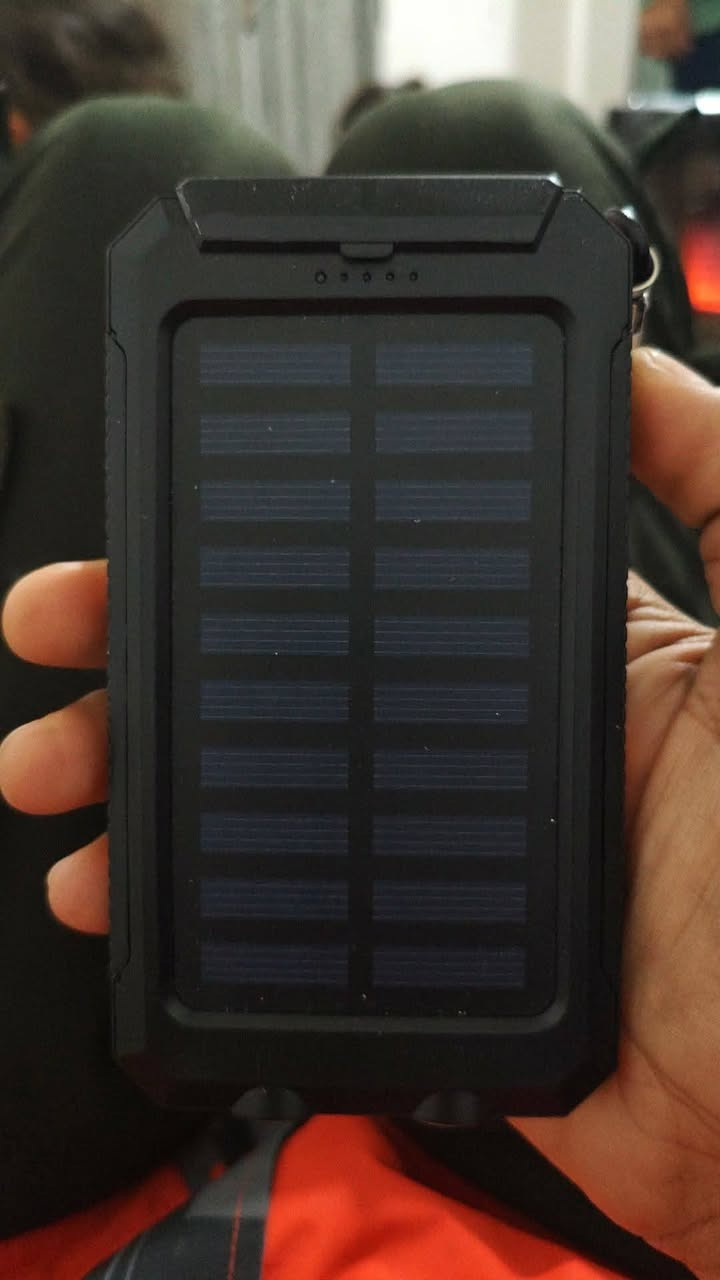 بنات أخذوا بوربنك ع الطاقة الشمسية يفيدكم تشحنون موبايلاتكم واخذوا أضوية هم ع الطاقة الشمسية


**إذا كنت صاحب هذا الإعلان وتريد حذفه لأي سبب، رجاءا أرسل رسالة إلى الدعم الفني**