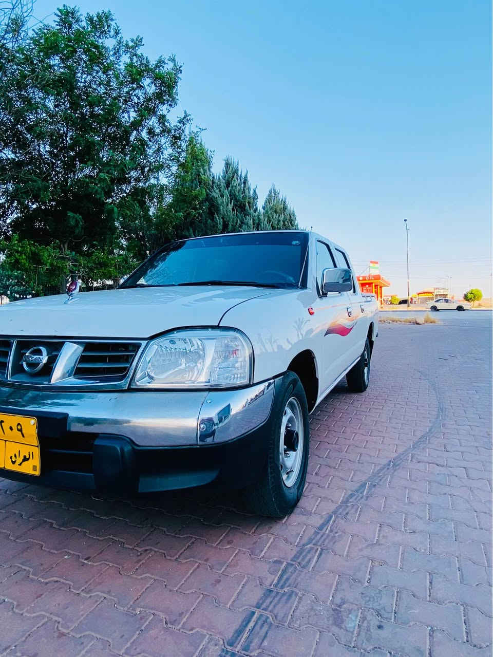 نيسان ٢٠١١ ماليزى 
بي سيوغ گيرو مه كينه و ئه كسل ب شه رت 
سياره كه زور جوانه 
جار تايه ى جديد 
سعر قفل ١٢٠$
*********** اكر, نينوى
