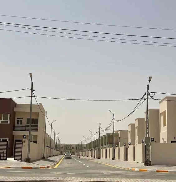 🔴دار للبيع في مجمع المرتضى السكني🔥🔥
🔴مساحة 160 متر طابقين مرحلة أولى👍🏠
🔴موقع الدار ركن تسليم 5 أشهر🔥🔥🏫
🔴الواصل 66 يباع بتطلوعة مناسبة تنافسية👍🏫
🔴الشراي يتصل *********** او واتساب☎️☎️
🔴(((تتوفر كافة المساحات ولمراحل ولمواقع))) 🔴
(((تواصل فقط واتساب أو اتصل غير متواجد ع فيس)))
