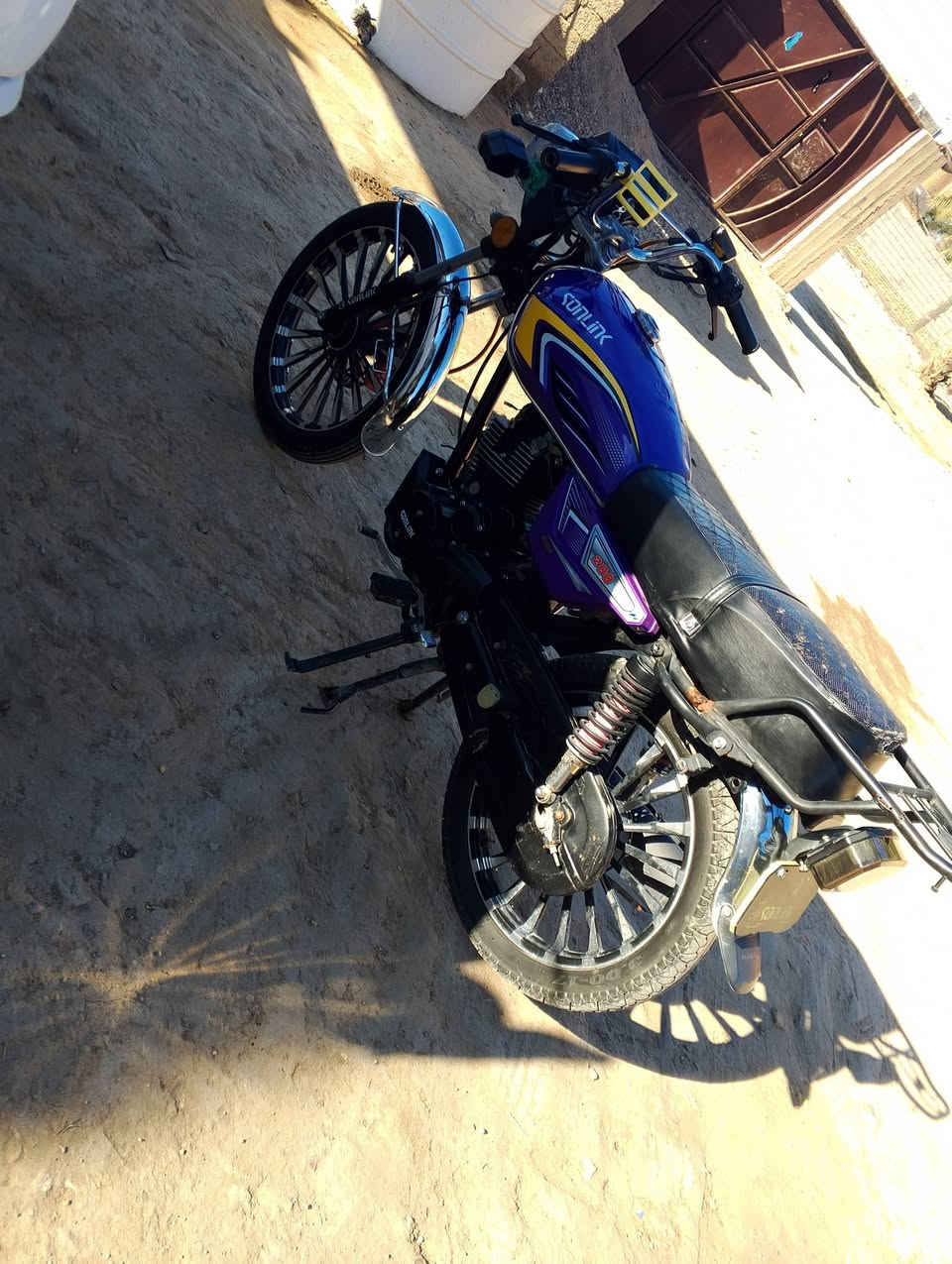 سلام عليكم دراجه سيفان للبيع 2024 دراجه مكفولة كفاله عامه برغي ما بدل بيه المكان ديوانية قضائ البدير الشراء يتصل عله هاذه الرقم رجائن الشراي لا يتصل ***********
