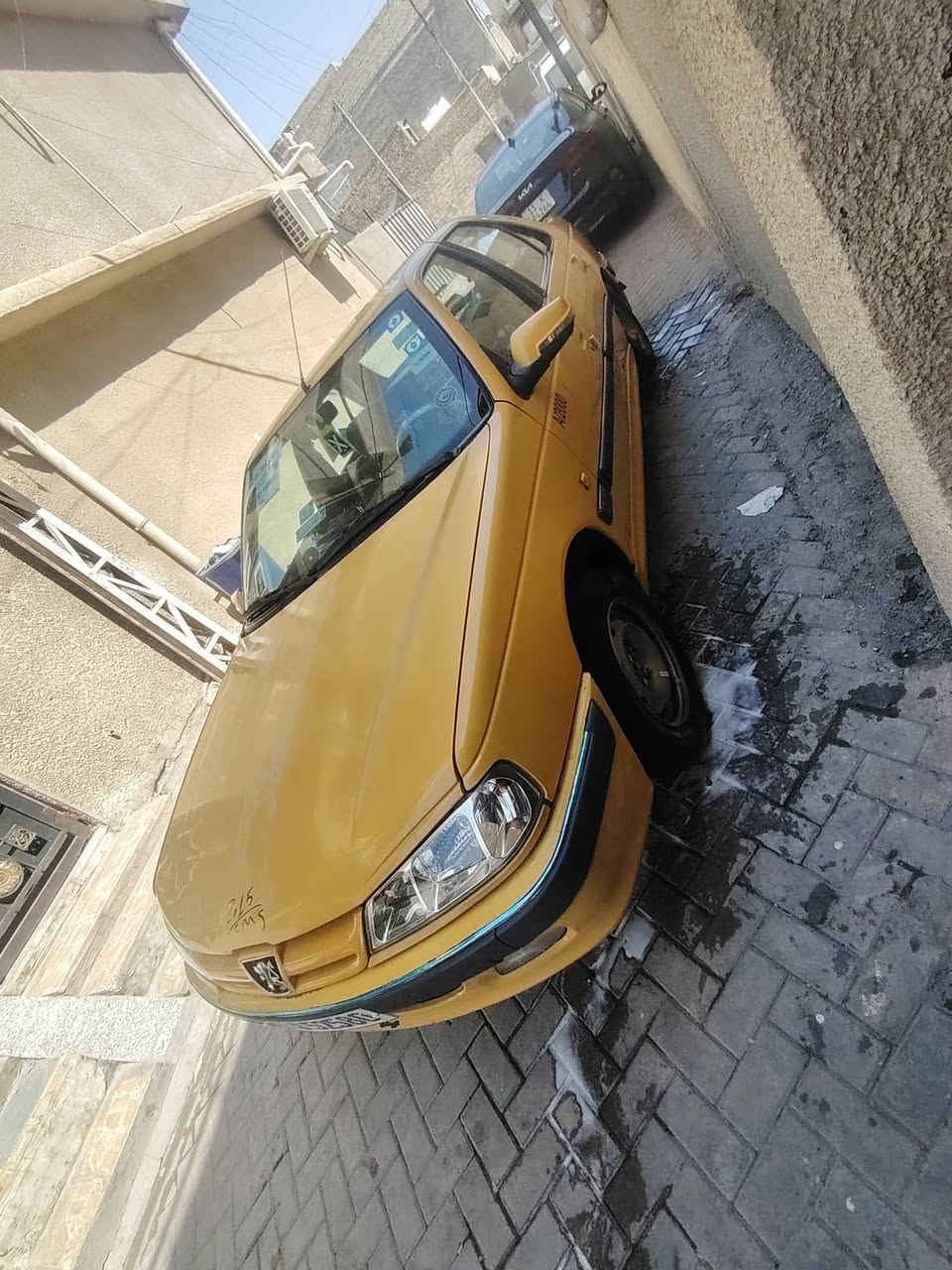 سلام عليكم بيجو بارص 15سياره حلوه وخير من الله تخم تاير سياره بيها بس الهلالات الوره بسمي مصفره غرامات وهيها تحويل ثاني يوم السعر ٤٥وبيها مجال بصيط مكاني بغداد النهروان السفسار تصل ***********

