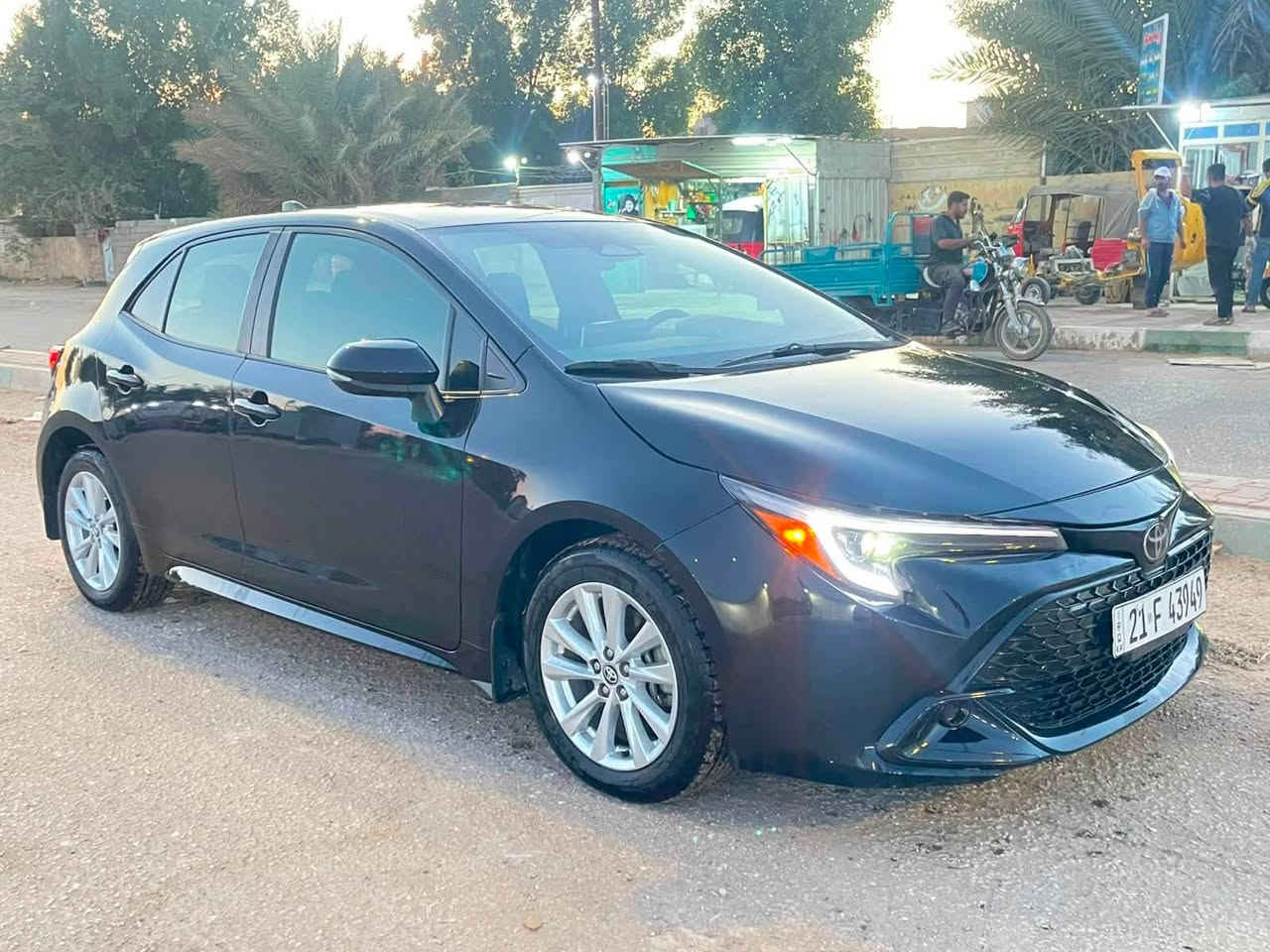 كورلا SE  اسود 
موديل 23 
وارد امريكي 
حادثهة بسيط كلش بس جاملغ ايسر 
ونفسه معدلي  
وبأسمي .. 
السعر ..130 وبيهة مجال 
***********
