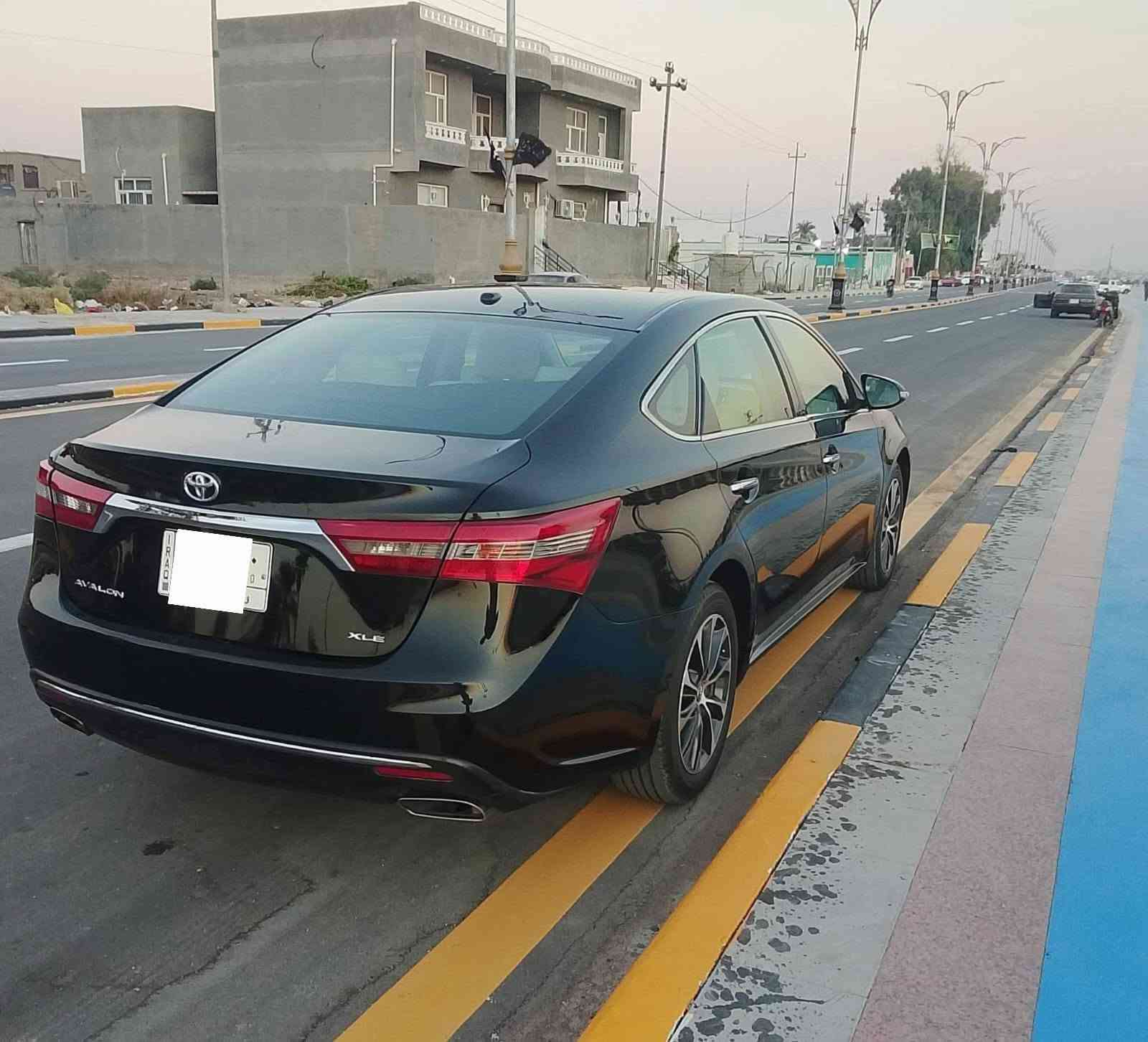 افلون موديل ٢٠١٨ 
مكينة ٦ 
وارد امريكي 
ضرر بنيد بامريكا فقط مع الايرباك 
رقم واسط باسمي الدولي 
سعر ١٦٥ 
فئة exl
***********
