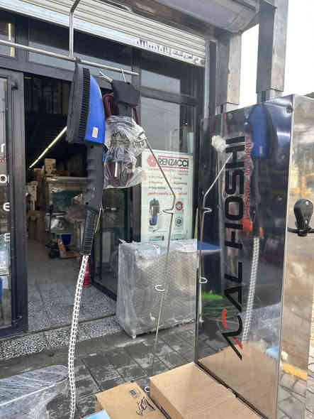 لاول مرة في العراق
نورفا ستانلس ستيل 

3 مخارج ( اوتي +مسدس بخار + فرشاة بخار ) 

جنح سحب ودفع بخار

البويلر ستانلس ستيل  

سنولويتات البخار خارجي وليس داخلي 

***********
