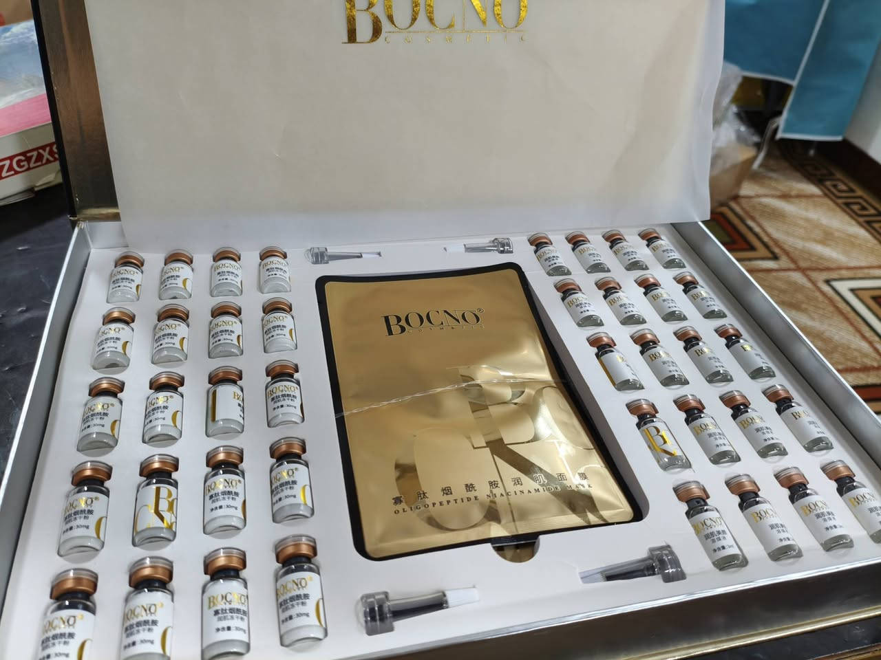 سيرومات بشره تستعمل عن طريق الدرما بن أو الميزوثيرابي تغذي البشره وتعطي نظاره وتجدد الخلايا وتفتح البشره وتغلق المسام ب35 مع توصيل للاستفسار عل واتساب ***********
