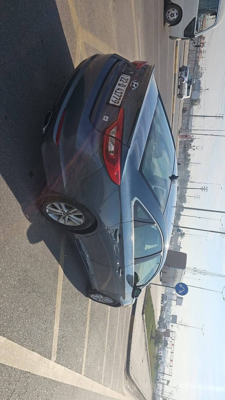 السلام عليكم سوناتا 2017 السياره جاهزه بسمي تحويل مباشر مكان كربلاء السعر 116 سياره جاهزه كير ومكينه وحداديه وتخم تاير وتبريد وتدفئه كله شغال***********
