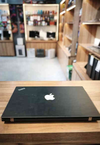 معالج core i7 6700HQ
كارت شاشة خارجي 2G NVIDIA 940MX و الشير 4G
للالعاب و البرامج الهندسية 
رام 8
الذاكرة ssd 256
السعر 275 
الجهاز بي بصمة اصبع و كلشي بي شغال شرط الفحص
عنواني كربلاء 
***********
