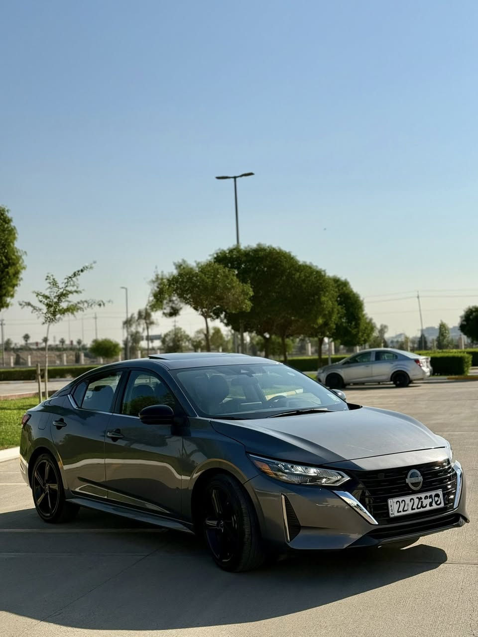 سنترا. SR PLUS فتحه 2024. شكل جديد فل مواصفات وارد امريكي
محرك ٤ سلندر. ٢٠٠٠ تنفس طبيعي
فتحه سقف وبصمه تشغيل وبصمه ابواب وتشغيل عن بعد
رادار ٣٦٠ درجه وكامرات ٣٦٠ درجه
كراسي جلد اصلي / كرسي كهرباء تدفئه كراسي 
ستيرن تدفئه / ويل كب حجم ١٨ مدنايت 
لايتات زينون / تحكمات ومثبت سرعه تفاعلي 
شاشه ابل كار بلاي / 
الضرر / بوند وجاملغ ضربه جانبيه راديترات اصليه / غاز تبريد شريكه / حجر ورادار شرط ماكو كلوب عالك بلدشبول / سياره مابي اي نقص/ شاصي مكفول 
ماشي ١٣ الف مايل فقط قابل للزياده
مرقم اربيل جديد باسمي  تحويل وكاله شرط نفس اليوم 
مكان السياره. اربيل 

*********** واتس واتصال
السعر ١٥٨ مجال قليل بعد المعاينه
