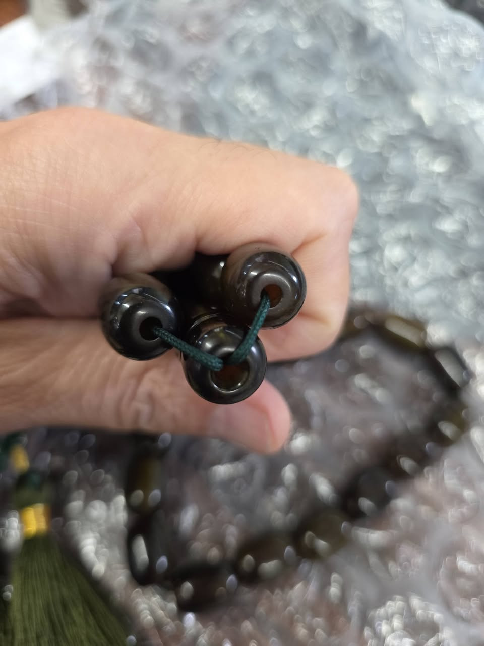 vintage Bakelite tasbih, over 70 years old

13x17 and 94G


**إذا كنت صاحب هذا الإعلان وتريد حذفه لأي سبب، رجاءا أرسل رسالة إلى الدعم الفني**