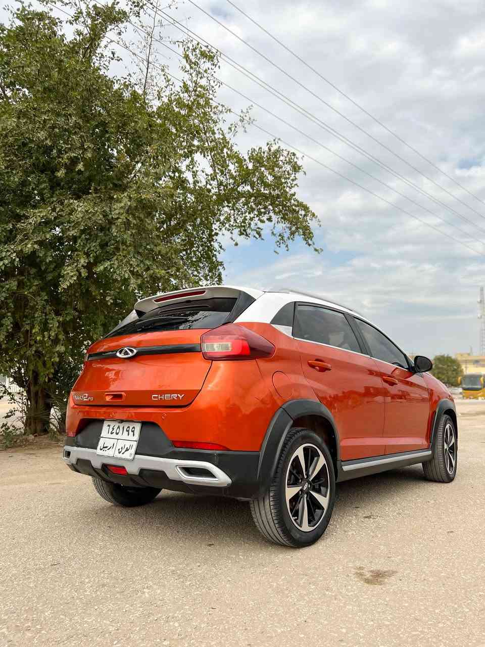 سيارة تيكو 2 برو
موديل 21 لونين مشمشي - ابيض 
مكفولة ( كير - محرك ) شرط 
تبريد  ثلاجة 
السيارة ماشية 73 الف 
فتحة 
مثبت سرعة 
شاشة بلادية كار بلي + كاميرا دوارة 
دواخل جلد لونين 
حساسات خلفية 
اشاير بالمري 
وباقي المواصفات معروفة 

السيارة بيها حادث بسيط قبق جنطة نفس الدعامية الاصلية  وبيها بارد يم هلال الجاملغ عكس السايق والصور كدامكم 

بسسعر 85 وبيها مجال بسيط 🩵

رقم اربيل / تريد تحويل - وكالة 
عنواني النجف الاشرف 
***********
