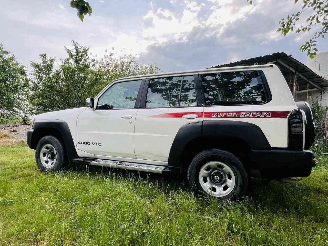 ترول سفاری  موديل ۲۰۰۸ ،توماتيك، موزايده ی بغداد كتابی ره قه می له كه له،به شه رتی كيرومه كينه كاره بای  واكسل وبی دعم وليدراو ،بزانينی نرخ نامه بنيرن
تی بی نی: سه ياره كه كامل بوياخه جونكه بيشتر هی بوليس بووه


**إذا كنت صاحب هذا الإعلان وتريد حذفه لأي سبب، رجاءا أرسل رسالة إلى الدعم الفني**