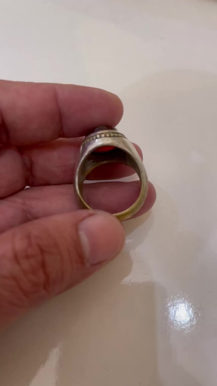 سلام عليكم شباب 
محبس يماني مشمشي صياغه نحاس ثقيله مو طعم فضه قياس 24 سعره 20 الف مكاني بغداد قريب كراج نهضه لاء يوجد توصيل


**إذا كنت صاحب هذا الإعلان وتريد حذفه لأي سبب، رجاءا أرسل رسالة إلى الدعم الفني**