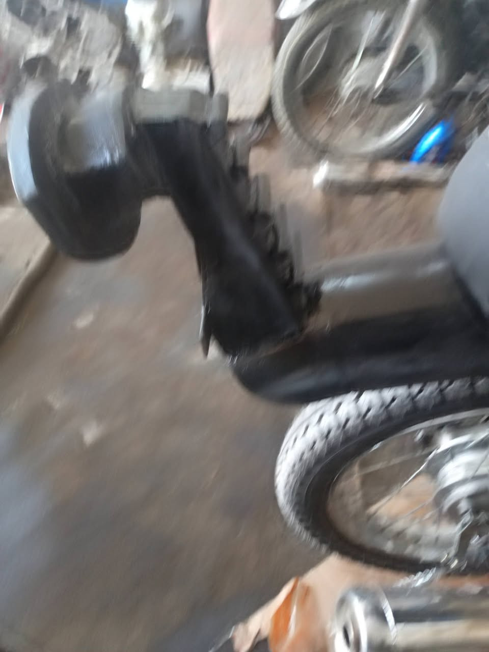 سلام عليكم راسطة باكستاني ثقيل للبيع او مراوس حسب القناعة متواجد خاص عنواني الحر حي العسكري


**إذا كنت صاحب هذا الإعلان وتريد حذفه لأي سبب، رجاءا أرسل رسالة إلى الدعم الفني**