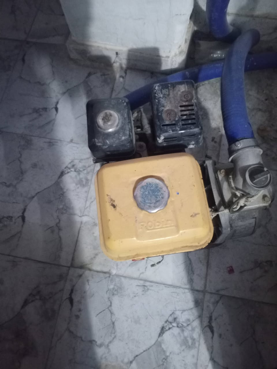 باسكل شحن نظيف وشغال سعره ٢٦٥ وروبن كام هو وصونداته شغال سعره ١٠٠ وبيهن مجال  مكانهن منطقه الحديد


**إذا كنت صاحب هذا الإعلان وتريد حذفه لأي سبب، رجاءا أرسل رسالة إلى الدعم الفني**
