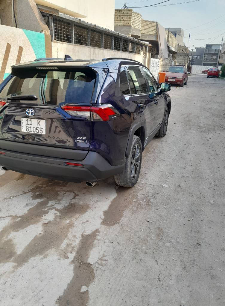 السلام عليكم راف فور موديل ٢٠٢٣ هايبرد بانزين السيارة فووول مواصفات حادثه دعاميه أماميه فقط اي صبغ ماكو دخلت للعراق بشهر الثامن 
مكينه كير صدر كله مكفولات 
السيارة بريم ويوجد بيه سونار 
السعر ٢٢٥ وبي مجال بسيط 
حي الجهاد بغداد  
*********** بغداد, العراق
