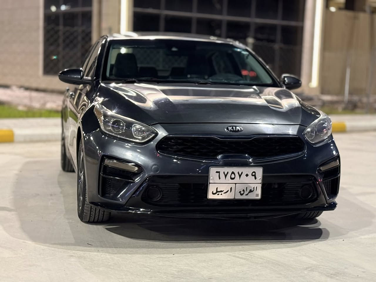 السلام عليكم
كيا فورتي موديل 2020 مكينه 2000 دوش سياقه ذاتيه وتحديد مسار بريك ذاتي رادار . مانع انزلاق. نظام ترحيب 
تحكم جهتين شاشه بلاد كار بلي كامره دواره 
ثلاث وضعيات للكير
ماشيه 84 كليو حقيقي سياره جديده وجاهزه من كل النواحي من صدر وتايرات بدون اي نقص 
داخل لونين 
حادثها بنيد وايرباك دشبول والباقي كفاله عامه
السعر 137 وبيها مجال 
العنوان : واسط المركز 
***********
