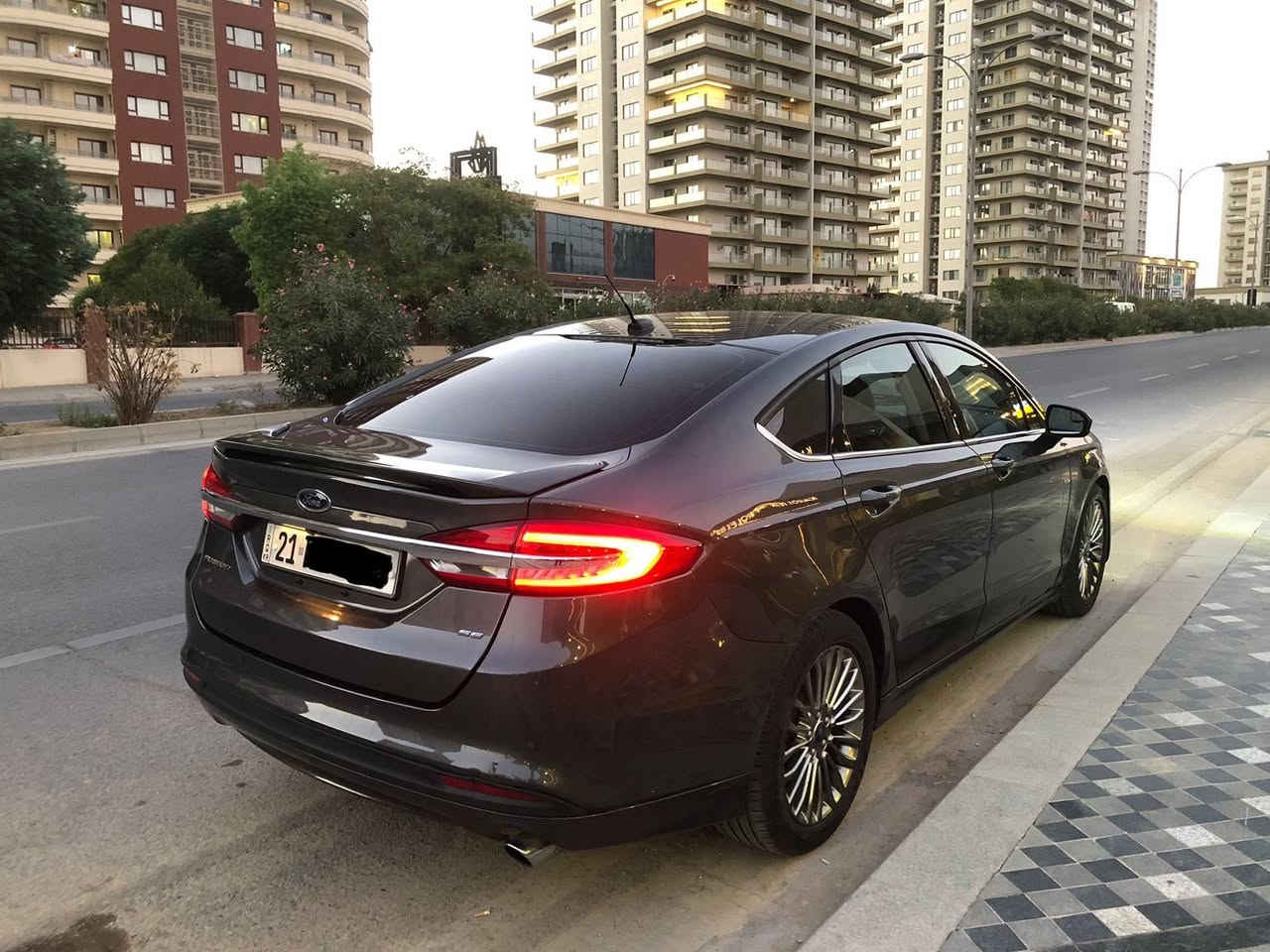 ‎فورد فيوجن 2018
‎مكينة 2.5
‎اللون نفطي
‎3 شاشات
‎المواصفات والإضافات:
‎فورد فيوجن
‎– تحديد سرعة
‎– تحكم من المقود (صوت)
‎– تراكنشن (مانع انزلاق)
‎– كود أبواب
‎– مقاعد جلد
‎– مقاعد كهرباء
‎– مقاعد تسخين
‎– مرايات تسخين
‎– نظام لمس
‎– تشغيل بصمة
‎– سياقة مريحة
‎السيارة عدنا من فترة ومسوّية سيرفس كامل
‎بيها قطعتين صبغ فقط
‎8 أوراق غرامات بها ترجع بعد المعاملة
‎الويلات والدعامي سويت تيتانيوم
‎السعر: 134
‎رقم الهاتف: ***********
‎مكان : السليمانيه
