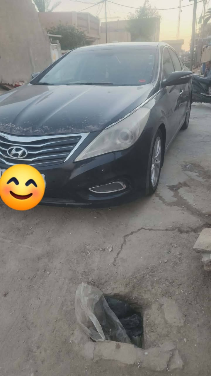 السلام عليكم سيارة هونداي ازيرا موديل ٢٠١٢ خليجي
بيها قطعتين صبغ خلفيات جاملغ وباب بس رش صبغ
رقم دهوك سياره باسمي گايمه السياره
تخم تاير جديد تبريد منظومه جديده
مكان السياره بابل المسيب اذا اكو مراوس عادي
السعر ١٠٠ بيها مجال بسيط
الاستفسار ع الرقم ***********
